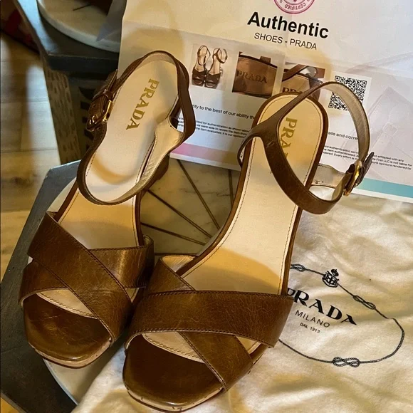 Prada, size 37.5 EU (7 US), Tan Leather Wedge Sandals, w/ Prada dust bag & COA - Picture 3 of 12